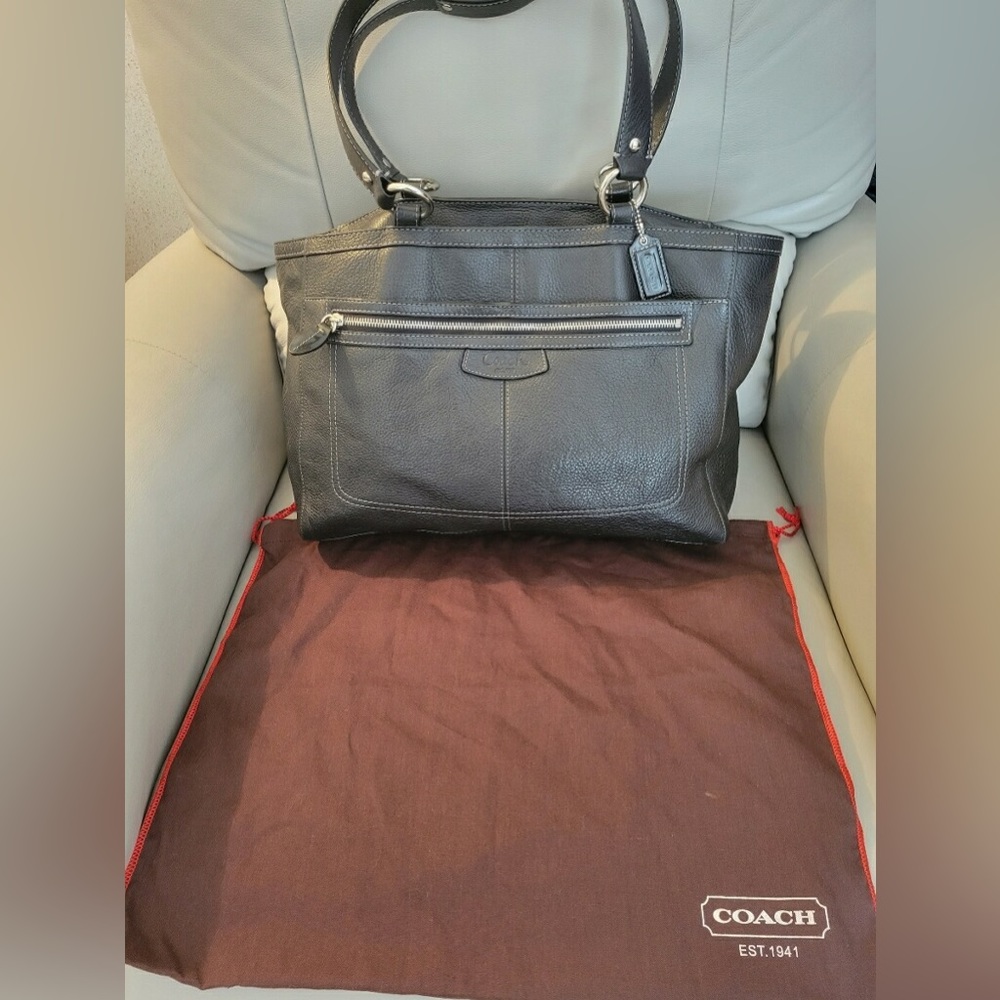 Hardly used coach bag